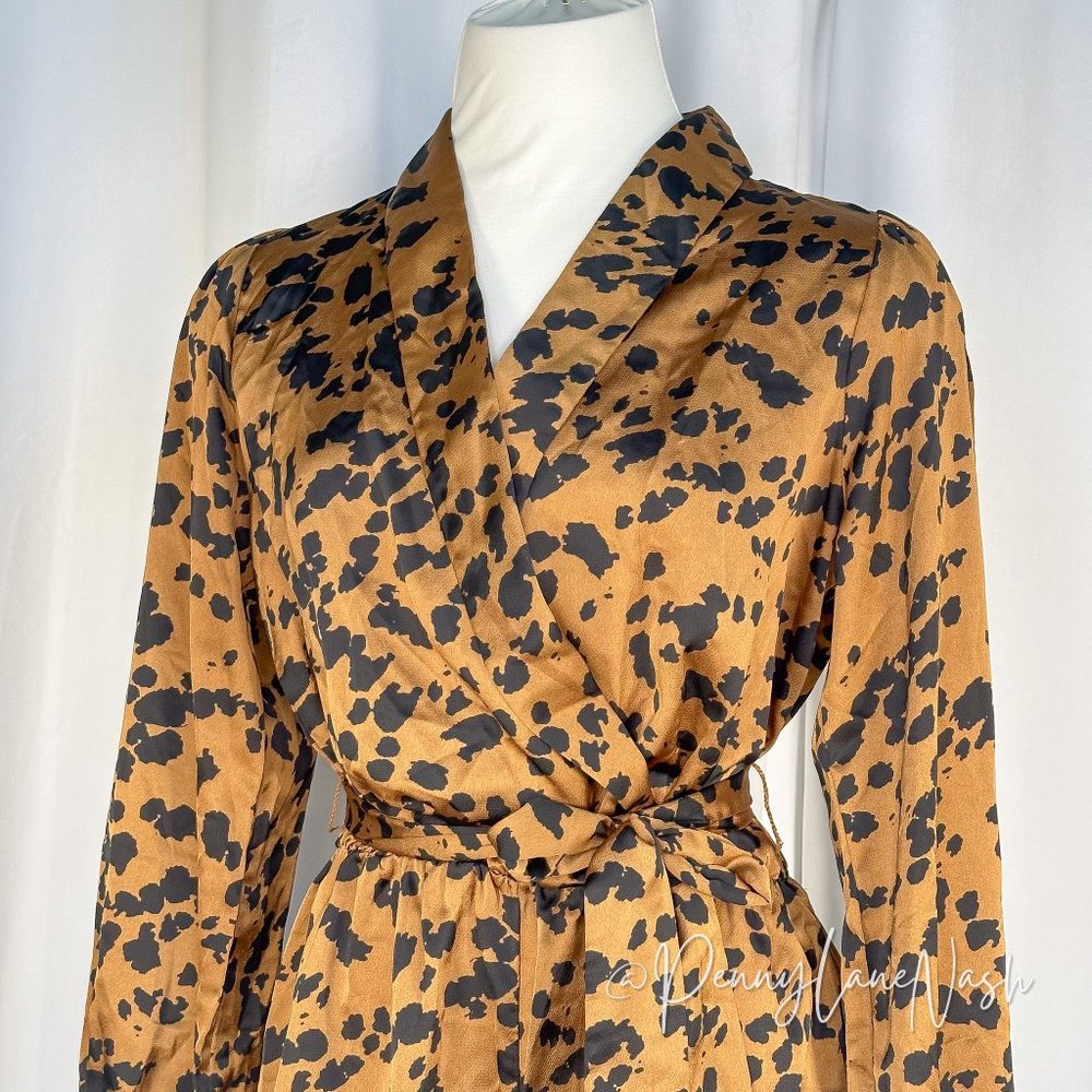 LUSH Leopard Print Romper In Caramel Black - Picture 4 of 11
